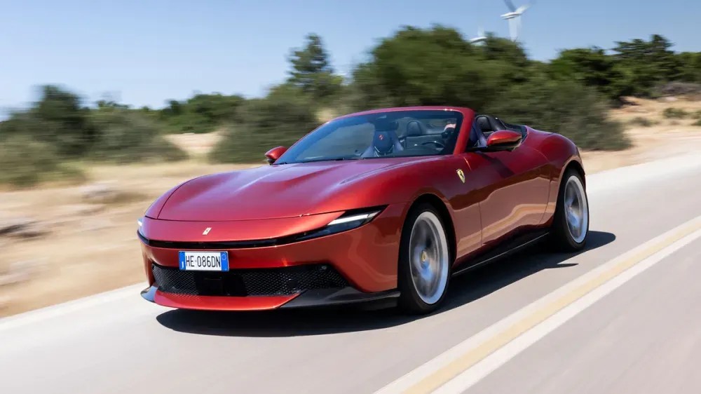 Ferrari-Amalfi-Spider-opener.webp